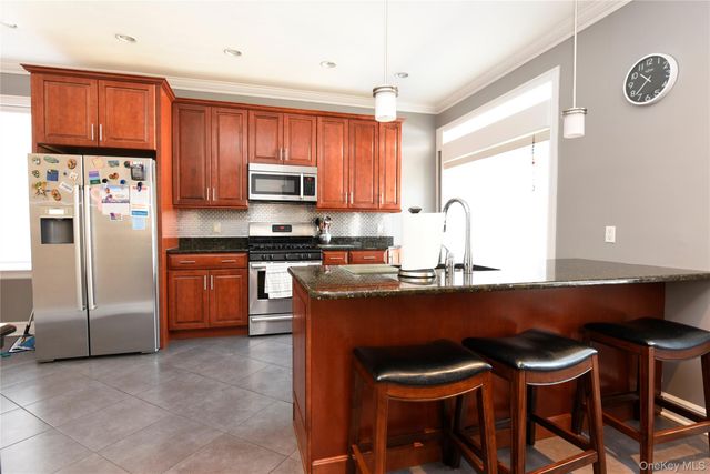 2056 Continental Avenue, Bronx, NY 10461
