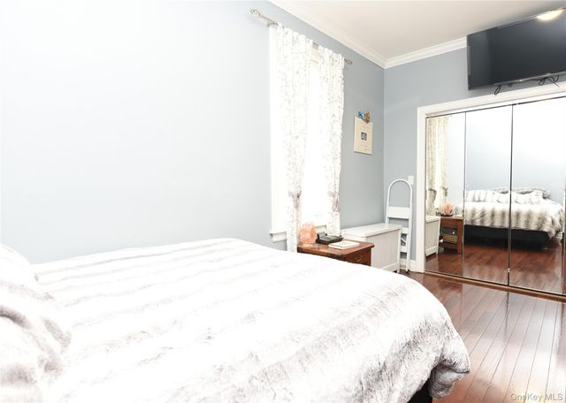 2056 Continental Avenue, Bronx, NY 10461