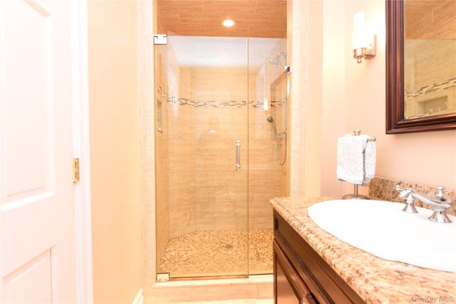 2056 Continental Avenue, Bronx, NY 10461