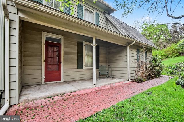 9627 EASTON RD, Kintnersville, PA 18930