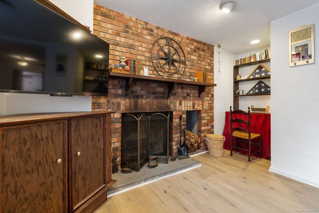 23 Charles Street 23, Milford, CT 06460