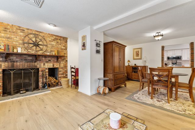 23 Charles Street 23, Milford, CT 06460