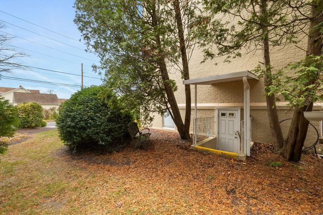 23 Charles Street 23, Milford, CT 06460