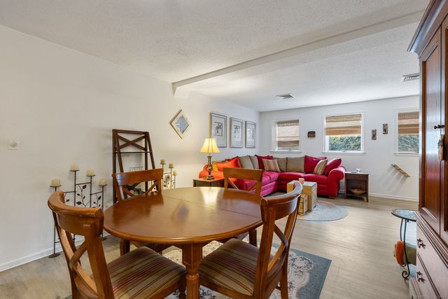 23 Charles Street 23, Milford, CT 06460