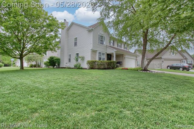 1029 Shetland Drive, South Lyon, MI 48178