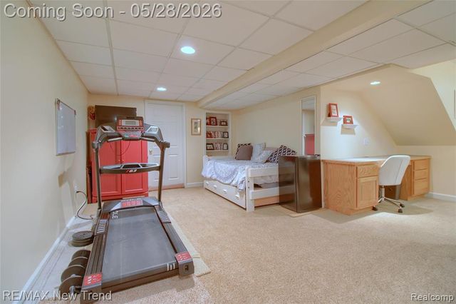 1029 Shetland Drive, South Lyon, MI 48178