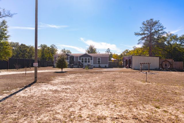 325 Majestic Boulevard, Defuniak Springs, FL 32433