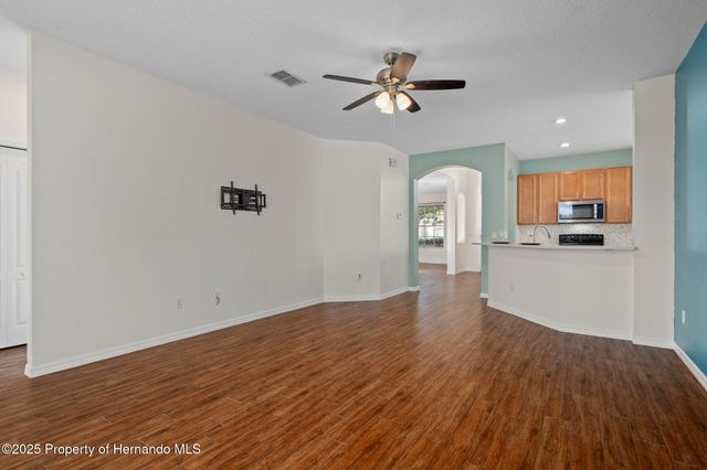 8532 Southern Charm Circle, Brooksville, FL 34613