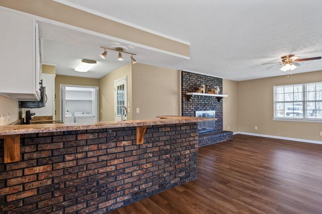 1011 Grand Center Road, Chickamauga, GA 30707