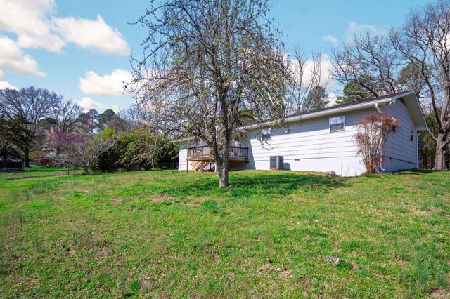 1011 Grand Center Road, Chickamauga, GA 30707