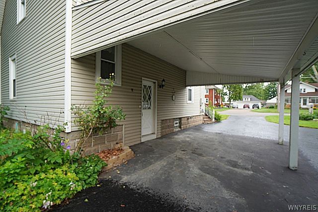 2398 Niagara Road, Wheatfield, NY 14304