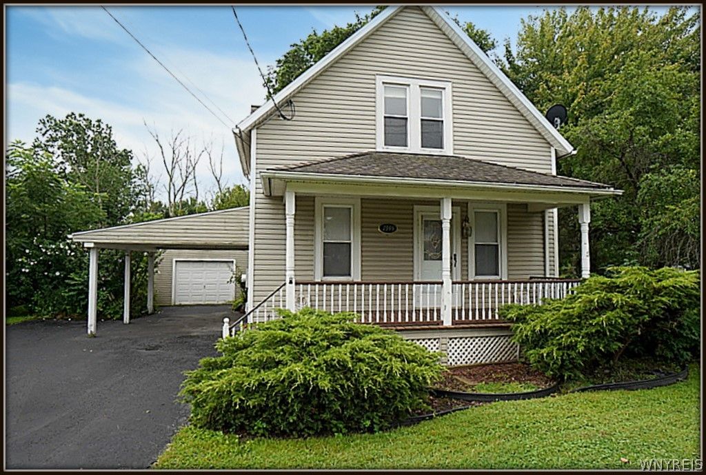 2398 Niagara Road, Wheatfield, NY 14304