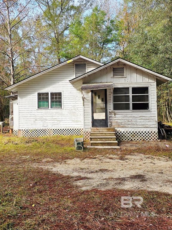 9700 Helton Road, Stockton, AL 36579