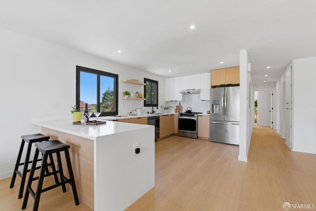 96 Lycett Circle, Daly City, CA 94015