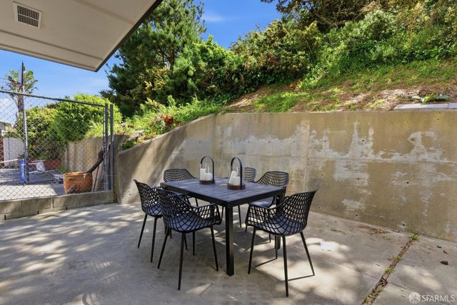 96 Lycett Circle, Daly City, CA 94015