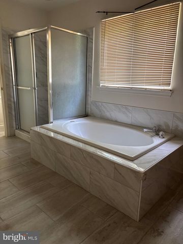 14595 CHARITY CT, Woodbridge, VA 22193