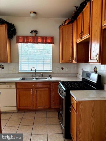 14595 CHARITY CT, Woodbridge, VA 22193