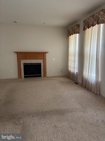 14595 CHARITY CT, Woodbridge, VA 22193