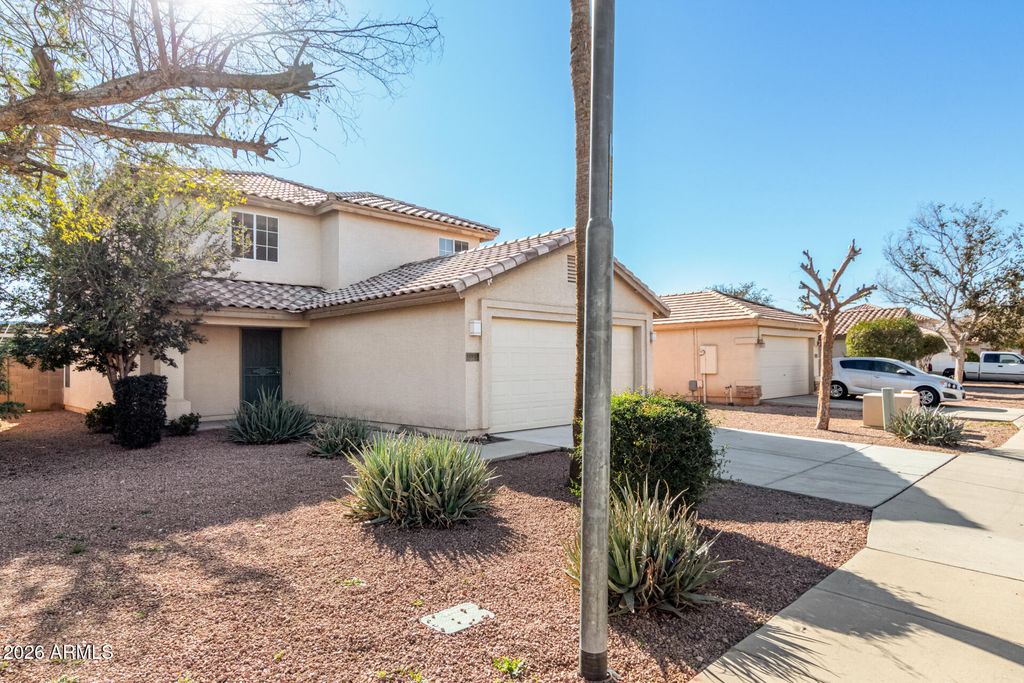 12933 W CHERRY HILLS Drive, El Mirage, AZ 85335 — photo 3