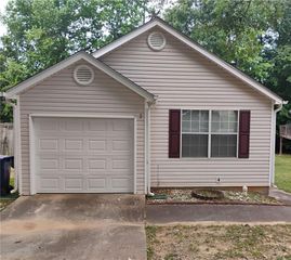 1596 Wembley Drive, Douglasville, GA 30134