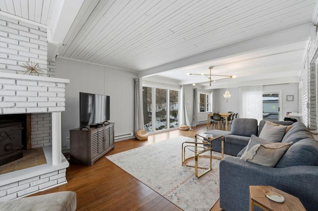 4173 Maplewood Road, Lake Charter Twp, MI 49106