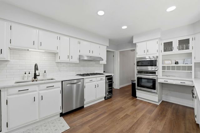 4173 Maplewood Road, Lake Charter Twp, MI 49106