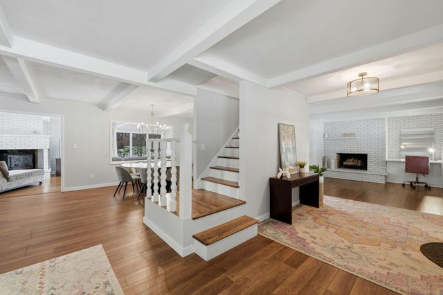 4173 Maplewood Road, Lake Charter Twp, MI 49106