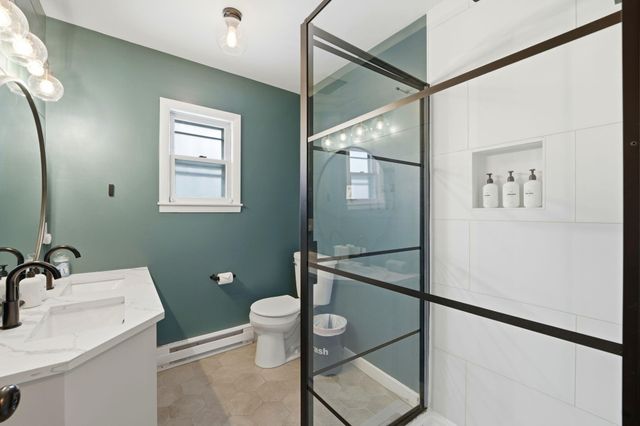 4173 Maplewood Road, Lake Charter Twp, MI 49106