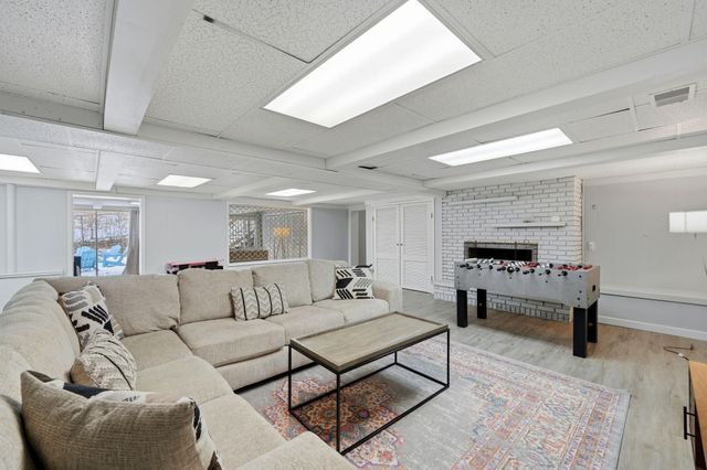 4173 Maplewood Road, Lake Charter Twp, MI 49106