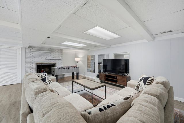 4173 Maplewood Road, Lake Charter Twp, MI 49106