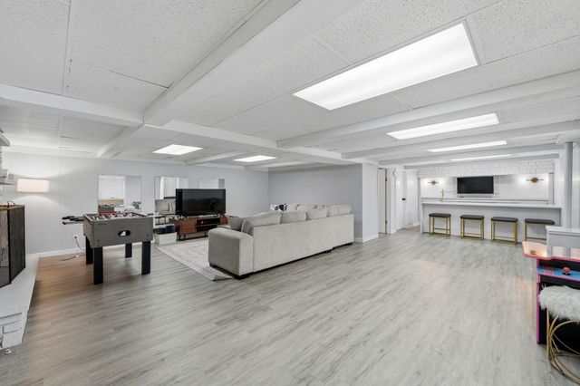 4173 Maplewood Road, Lake Charter Twp, MI 49106