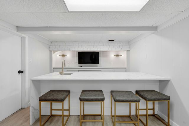 4173 Maplewood Road, Lake Charter Twp, MI 49106