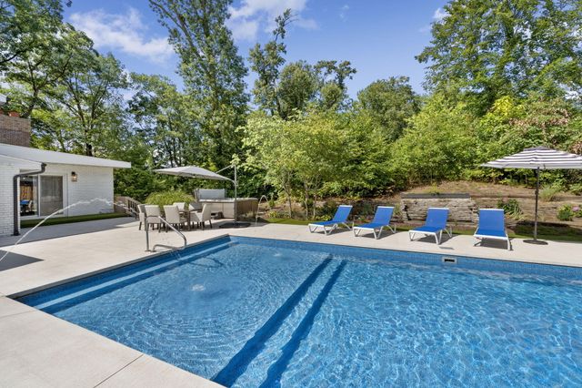 4173 Maplewood Road, Lake Charter Twp, MI 49106