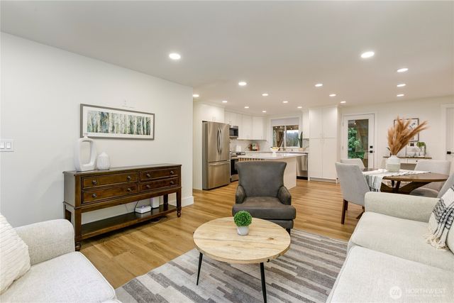 20323 12th Drive SE, Bothell, WA 98012