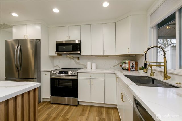 20323 12th Drive SE, Bothell, WA 98012