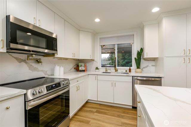 20323 12th Drive SE, Bothell, WA 98012