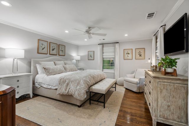 2419 Avalon Place, Houston, TX 77019