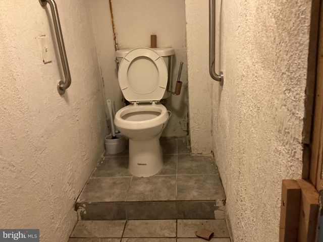 5010 BELAIR RD, Baltimore, MD 21206