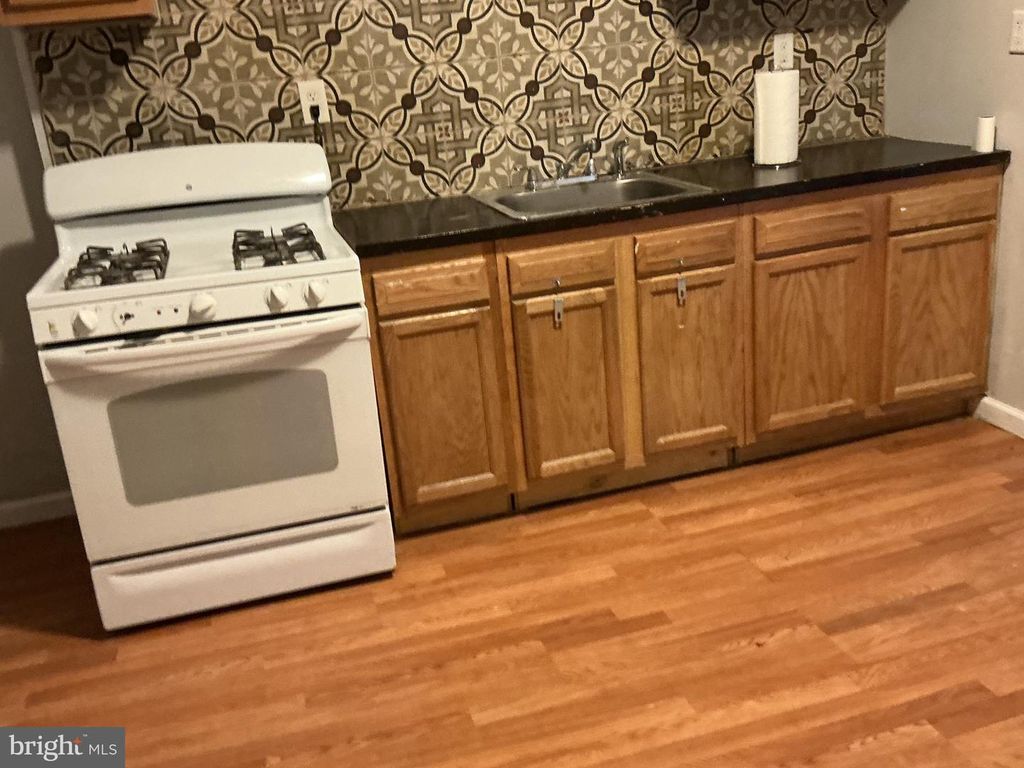 Image 22 of property listing at 5010 BELAIR RD, Baltimore, MD 21206