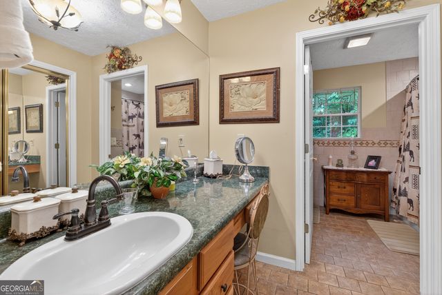 75 Juniper Trail, Clayton, GA 30525