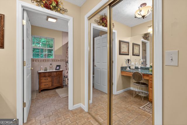 75 Juniper Trail, Clayton, GA 30525