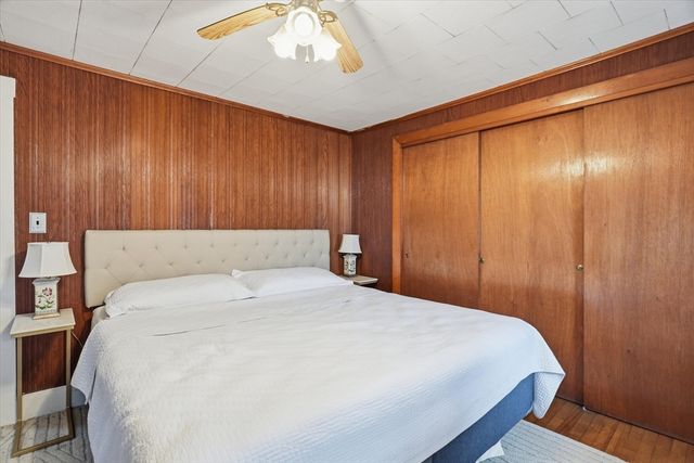 168 School St, Lowell, MA 01854