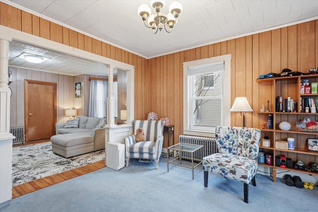 168 School St, Lowell, MA 01854