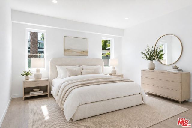 2115 Beachwood Terrace, Los Angeles, CA 90068