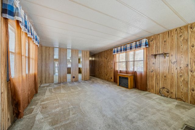 27W370 Geneva Road 19, West Chicago, IL 60185