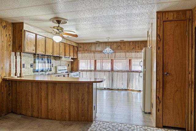 27W370 Geneva Road 19, West Chicago, IL 60185