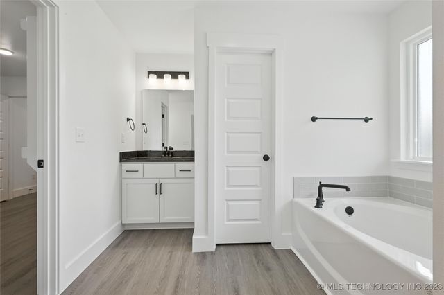 6203 N 30th Street, Broken Arrow, OK 74014