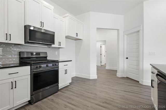 6203 N 30th Street, Broken Arrow, OK 74014