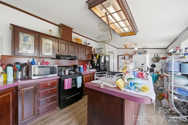 2486 Evening Drive, Claremont, NC 28610