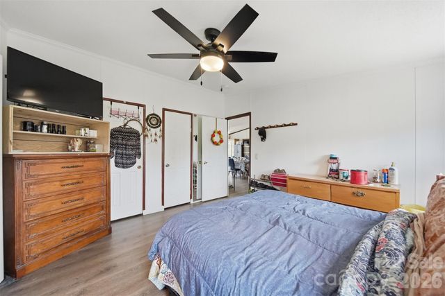 2486 Evening Drive, Claremont, NC 28610